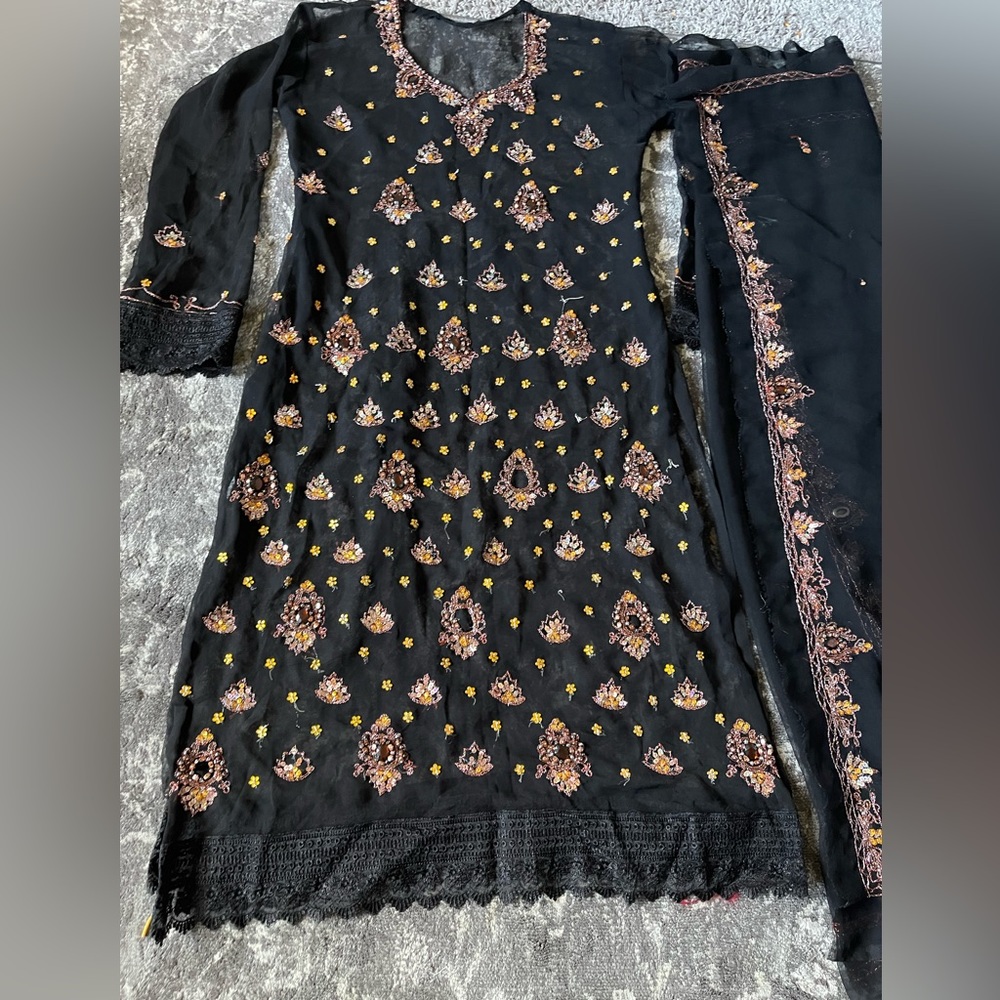 Pakistani Indian dress